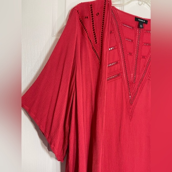 Torrid Kimono Red Crinkled Gauze Crochet Inset Women’s Plus Size Size 1/2 - Picture 7 of 10